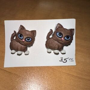 Cute Brown Cat Earrings – New,